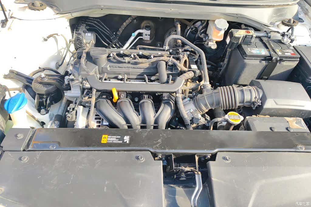 Kia KX, 2018 10