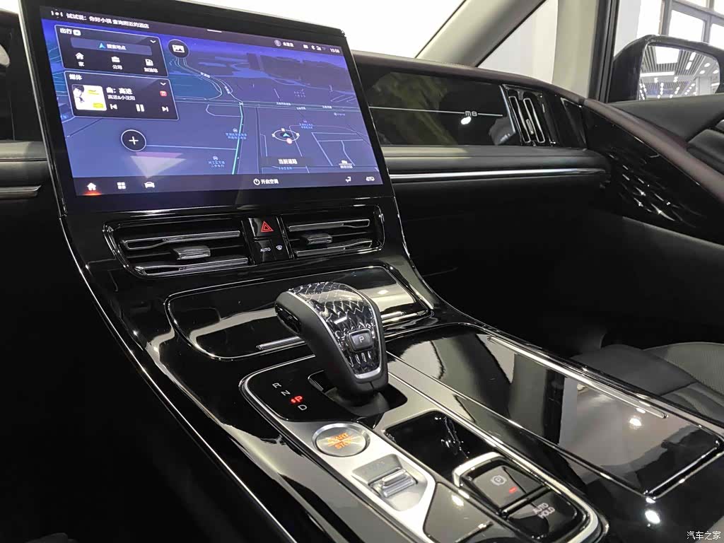 Trumpchi M8, 2025 20