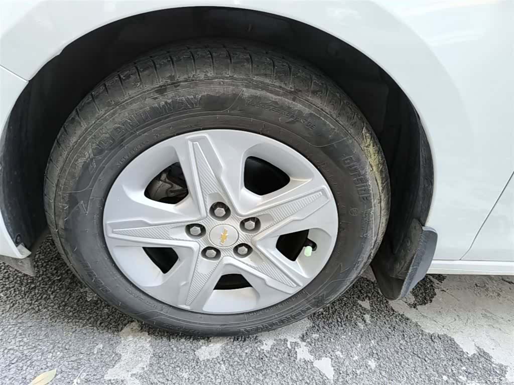 Chevrolet 320, 2019 23