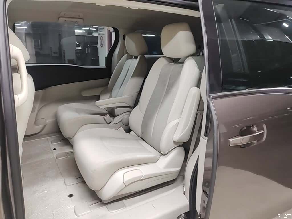 Buick GL8, 2023 17