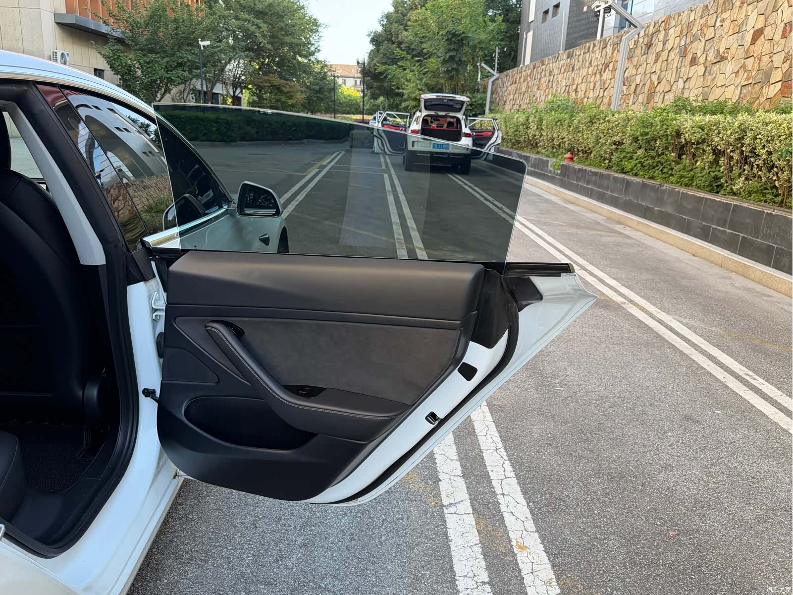 Tesla Model 3, 2020 все фото