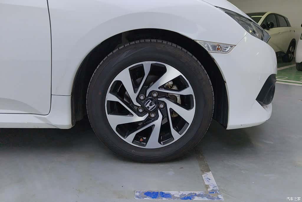 Honda Civic, 2019 6
