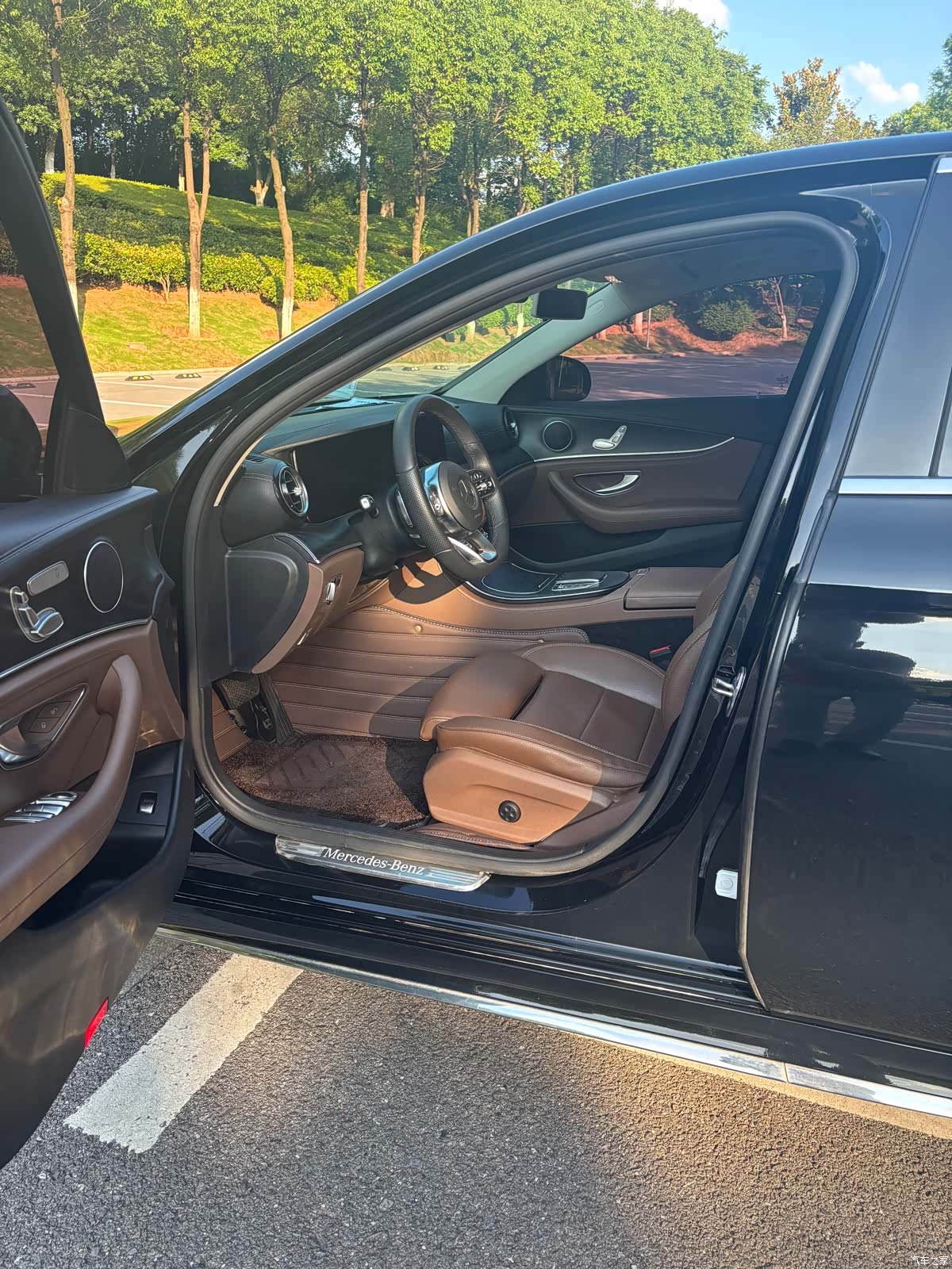 Mercedes-Benz E-Class, 2019 4