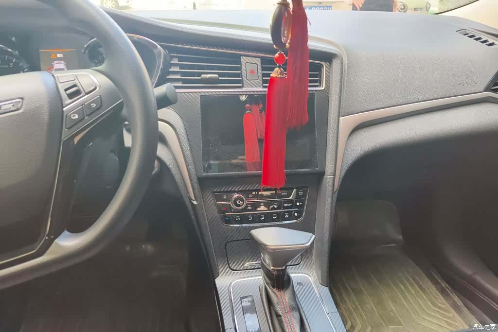 Nissan D60, 2019 13