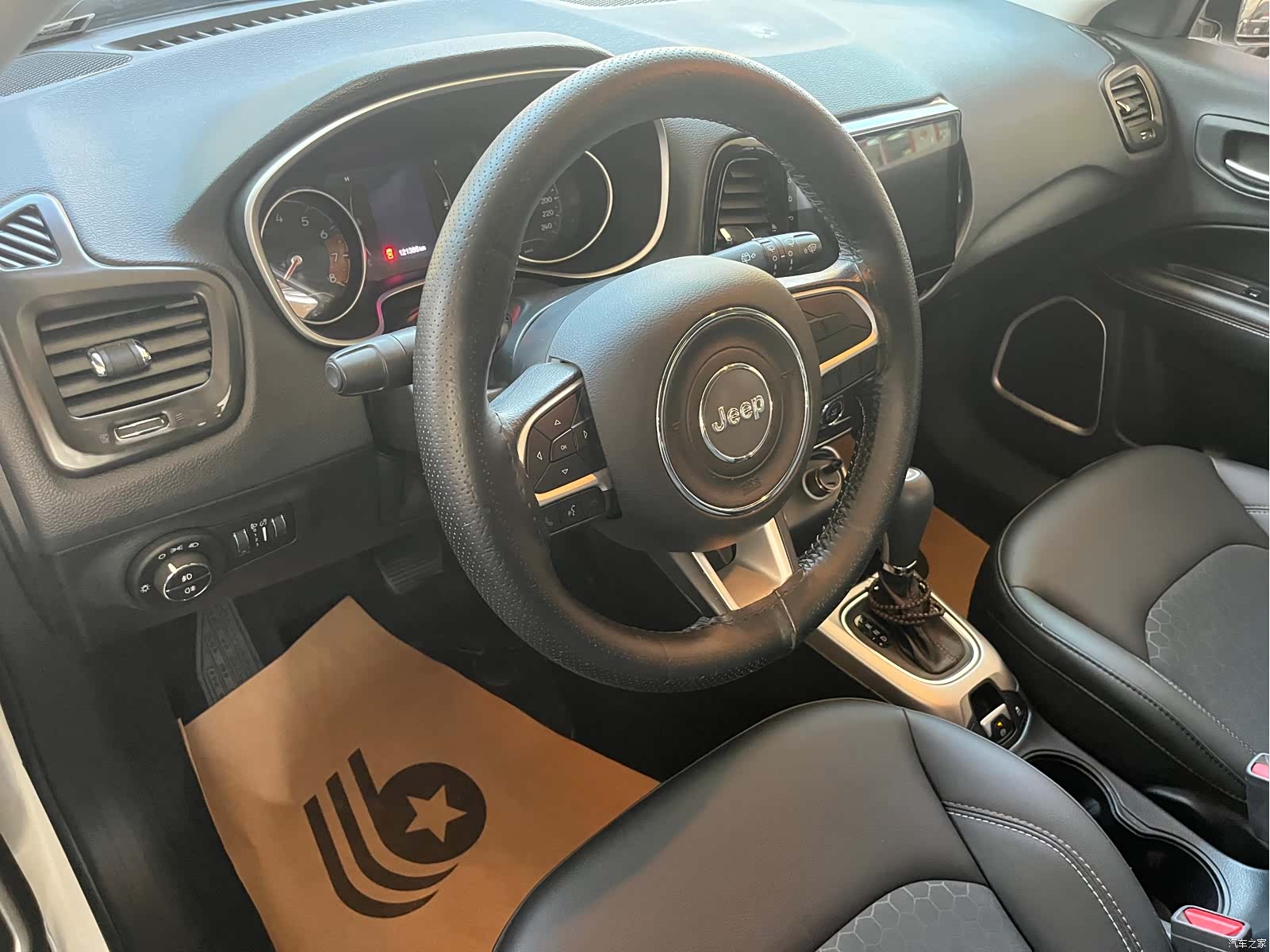Jeep Compass, 2018 10