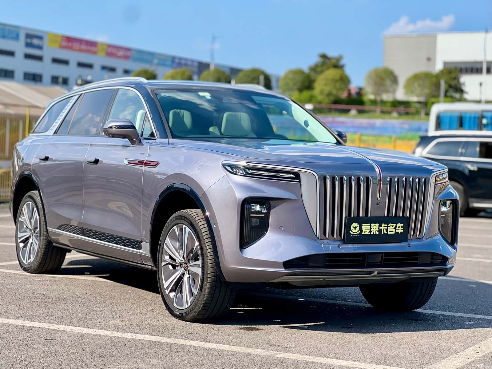 Hongqi E-HS9, 2021 7