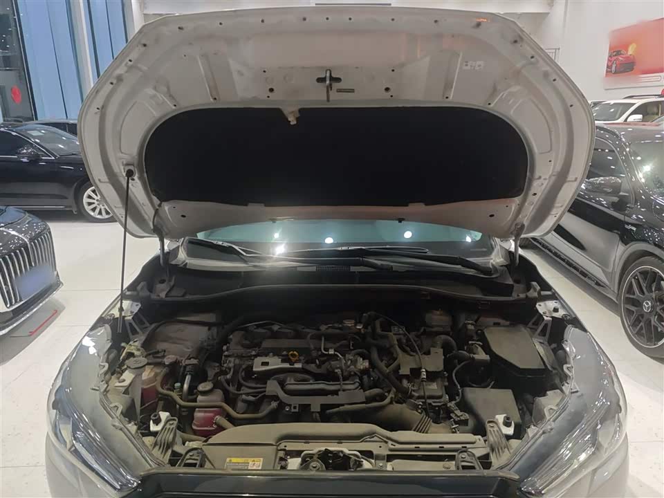 Toyota Corolla Sharp amplifier