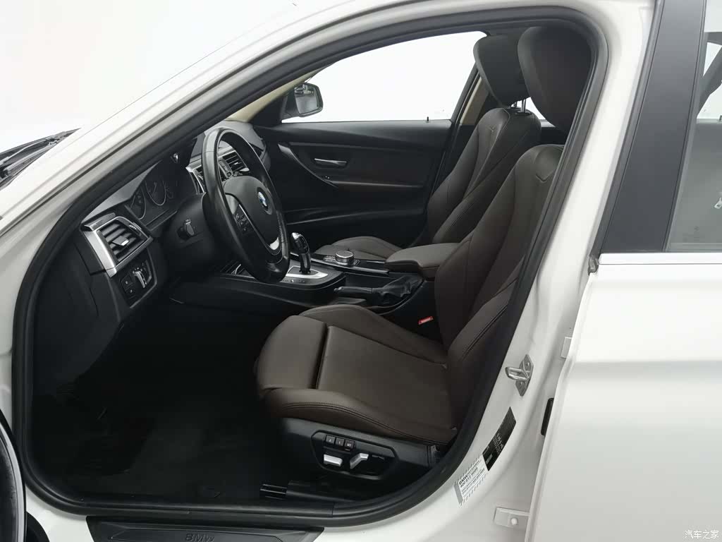 BMW 3 Series, 2018 10