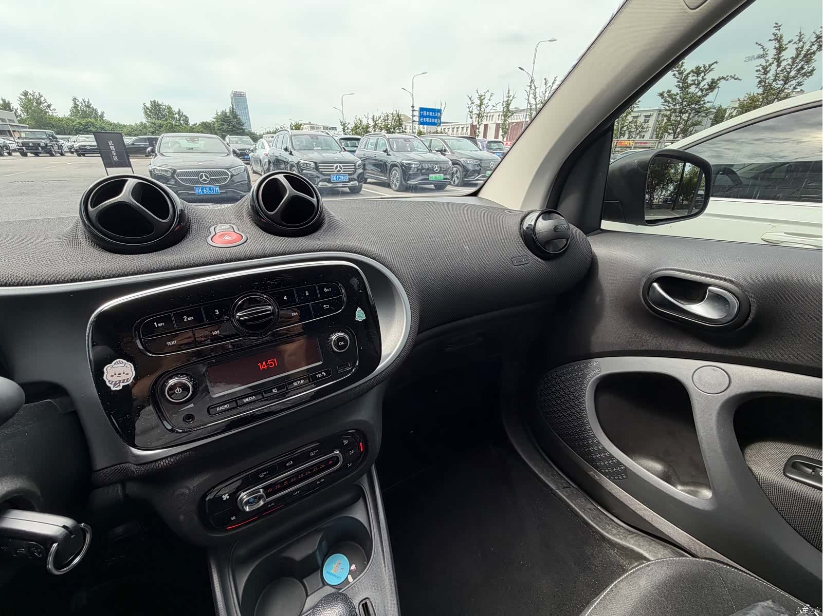 Smart Fortwo, 2019 17