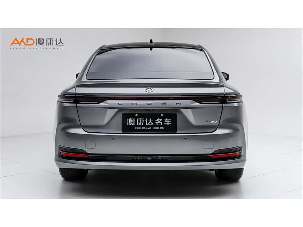 Toyota Crown, 2025 4