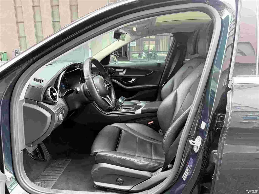 Mercedes-Benz C-Class, 2019 6