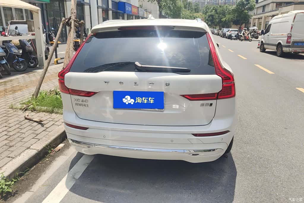 Volvo XC60, 2024 4