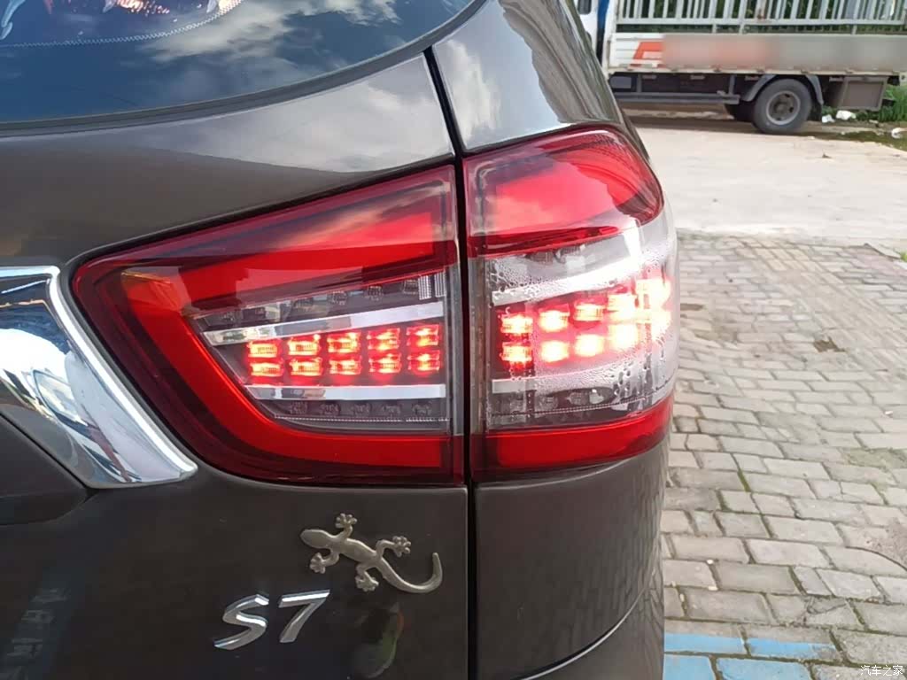 BYD S7, 2017 8