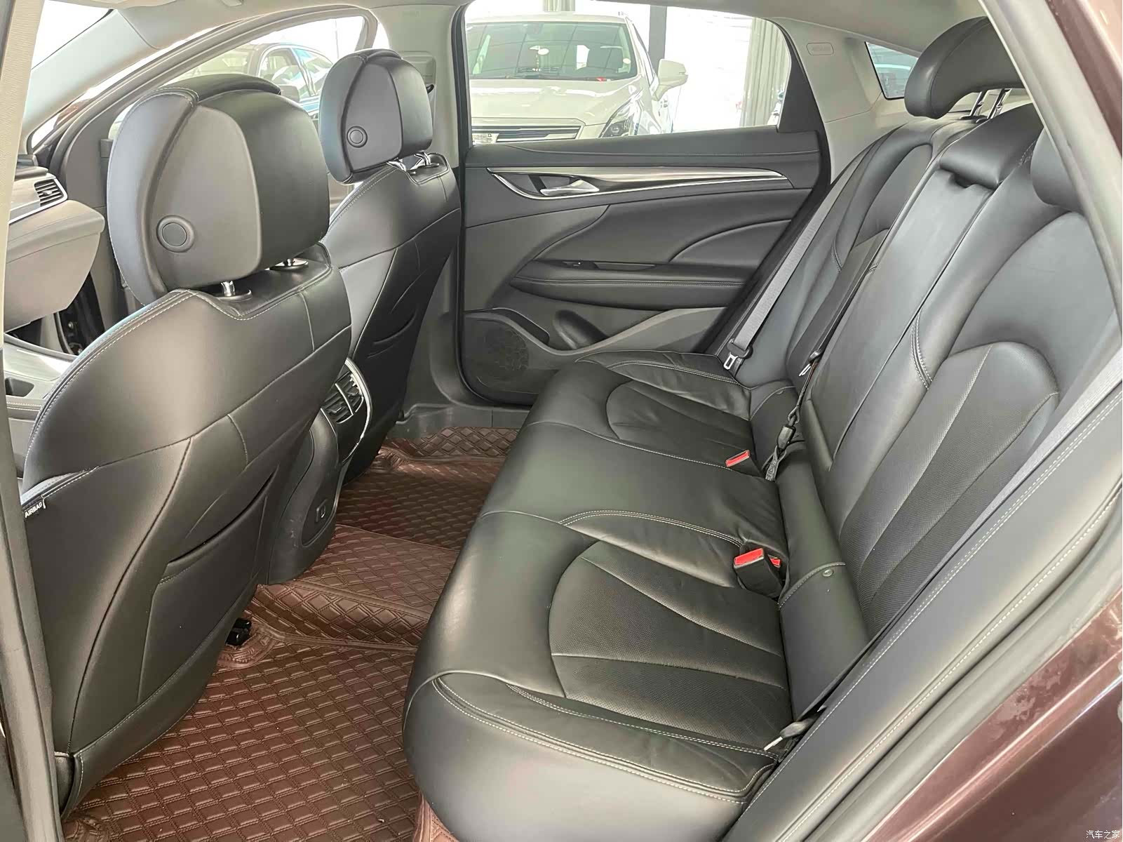 Buick LaCrosse, 2019 13