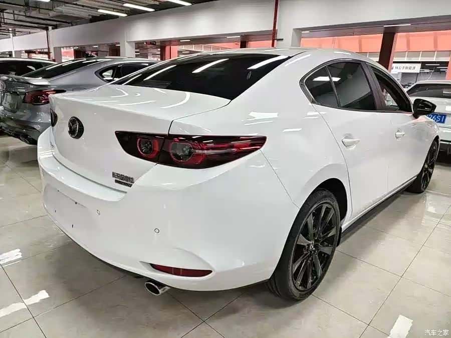 Mazda Mazda3, 2024 3