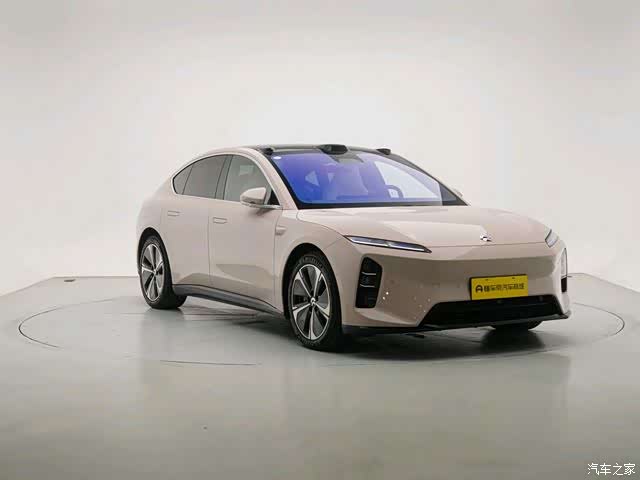NIO ET5, 2025 все фото