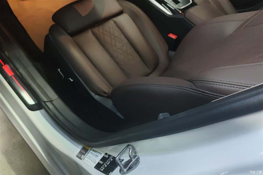 BMW i3, 2024 9