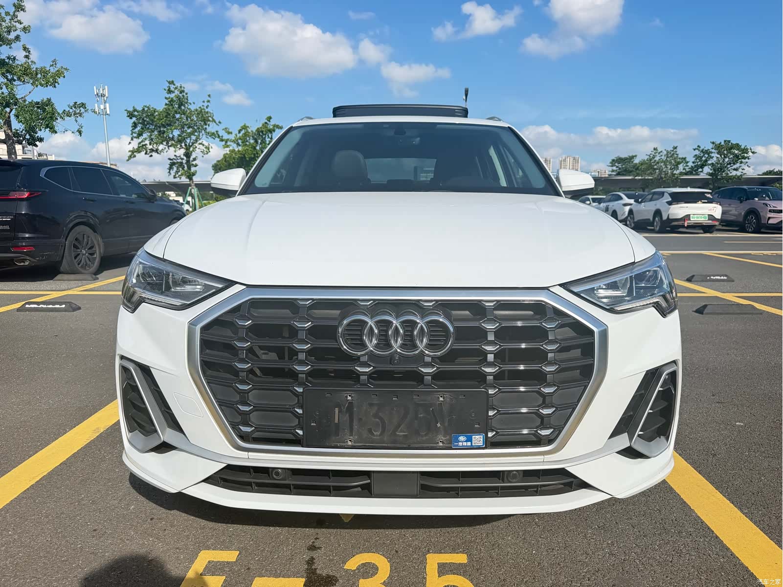 Audi Q3, 2022 2
