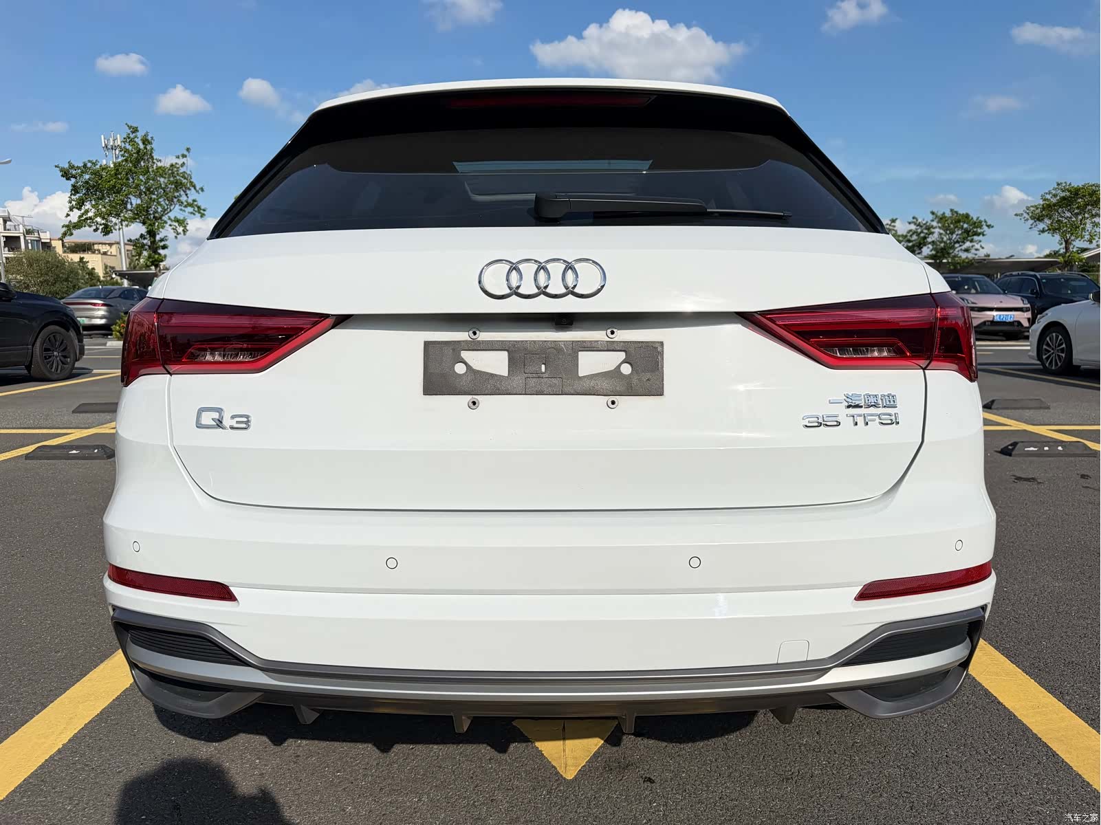Audi Q3, 2022 6