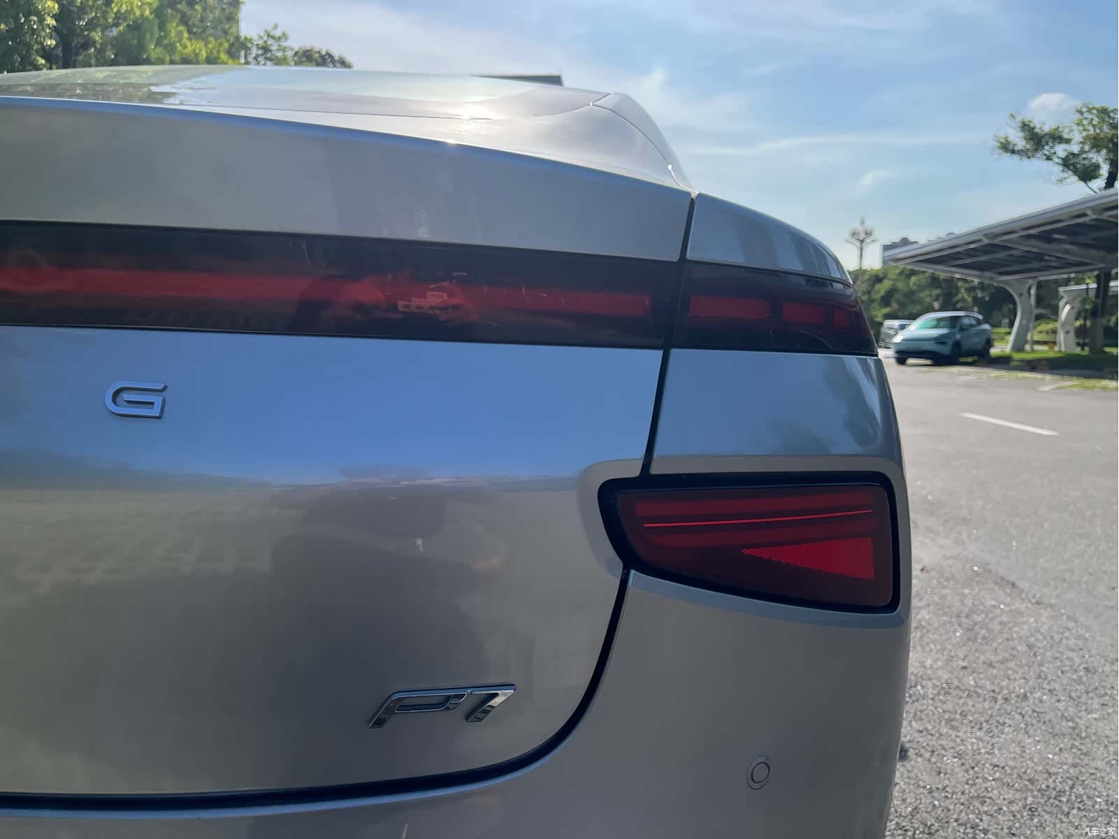 Xpeng P7, 2022 11
