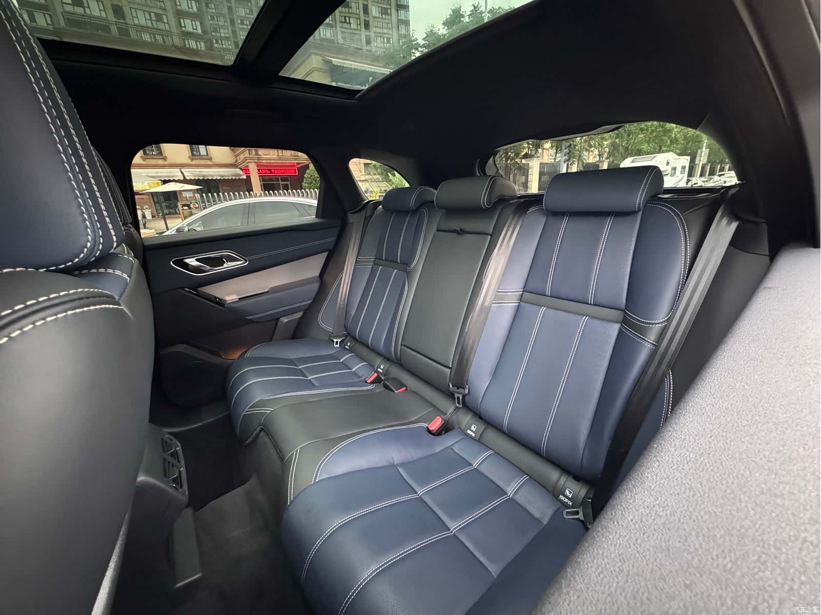 Land Rover Range Rover, 2023 12