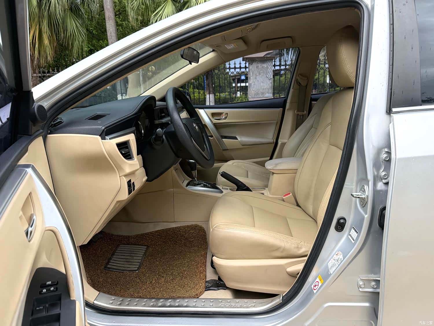 Toyota Corolla, 2015 6
