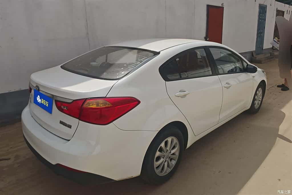 Kia K3, 2015 3
