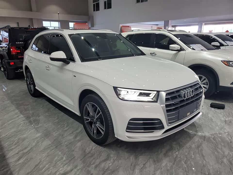 Audi Q5L Audi Q5L