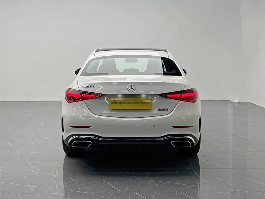 Mercedes-Benz C-Class 2025, фото 5