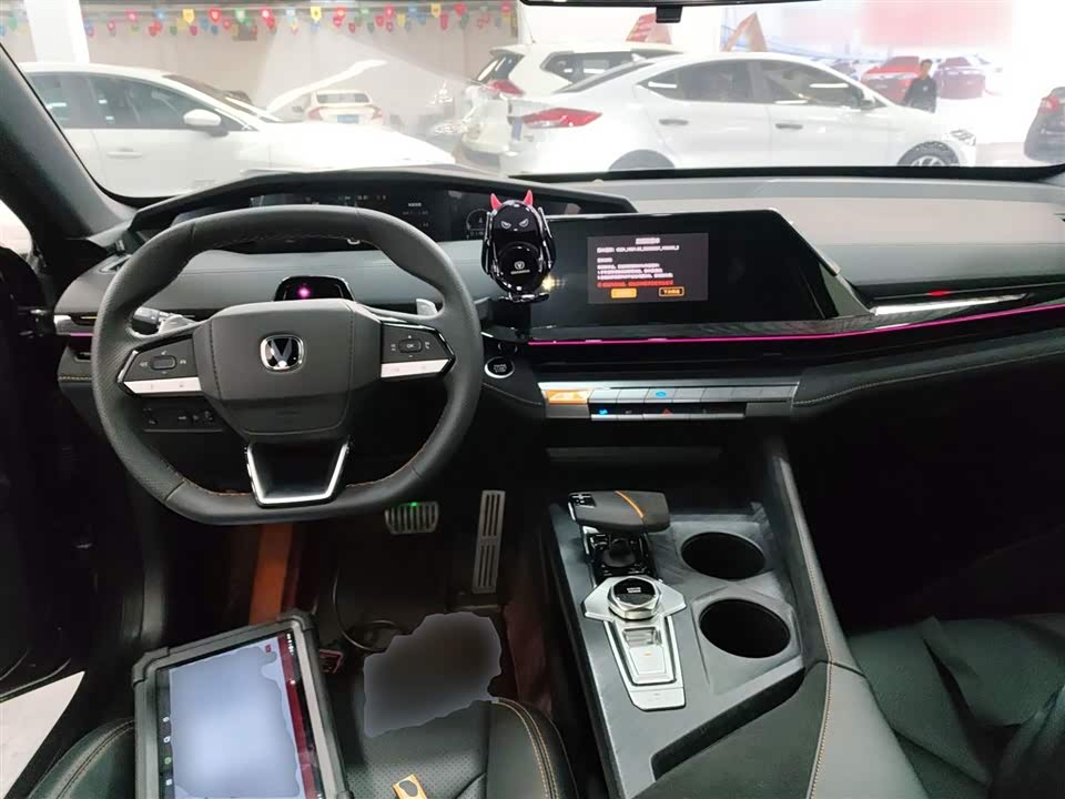 Changan UNI-V