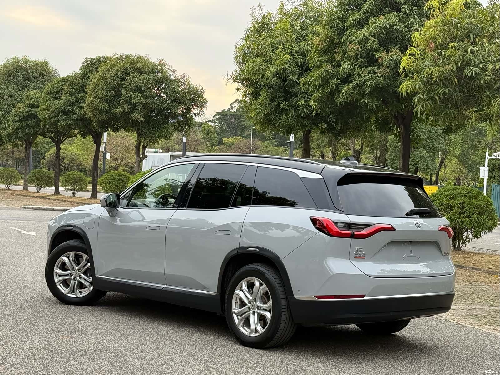 NIO ES8, 2021 14