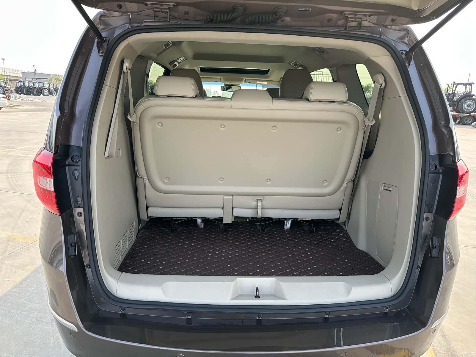Buick GL8, 2019 10