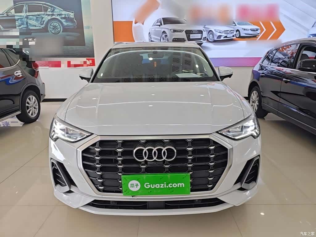 Audi Q3, 2019 3