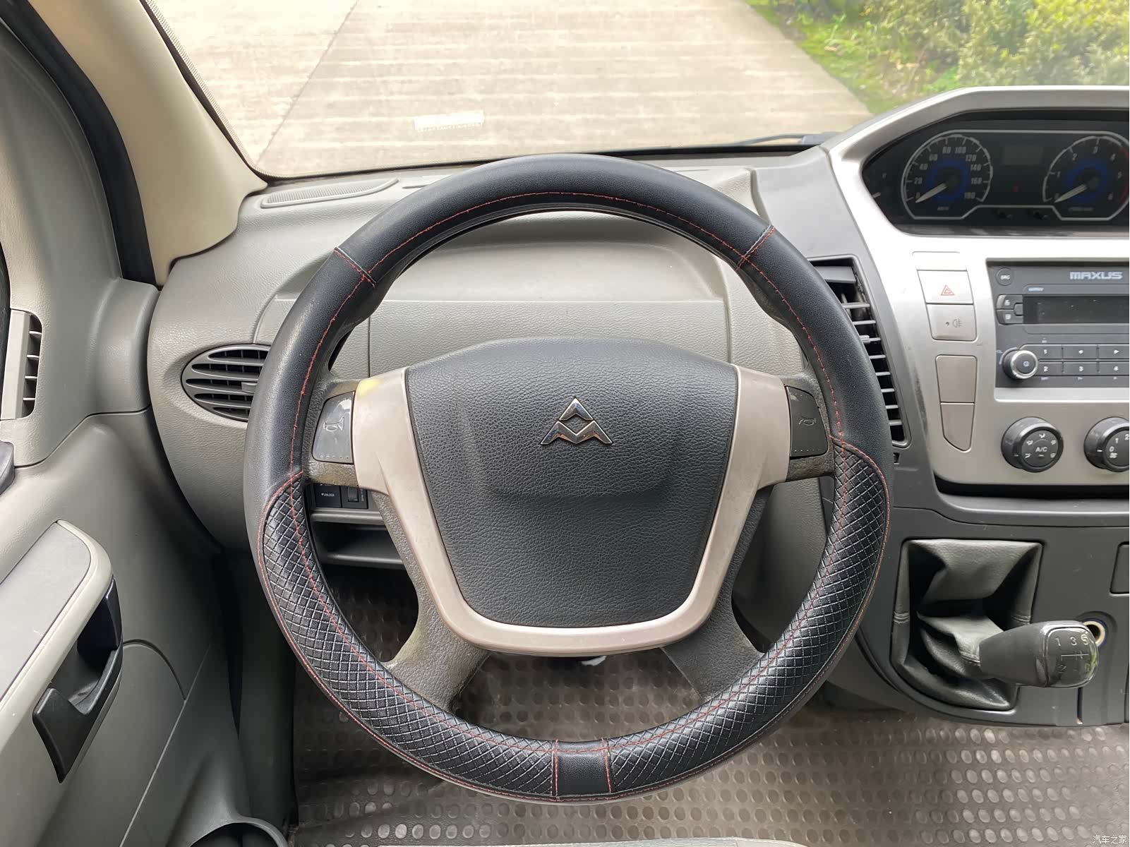 Maxus V80, 2013 10