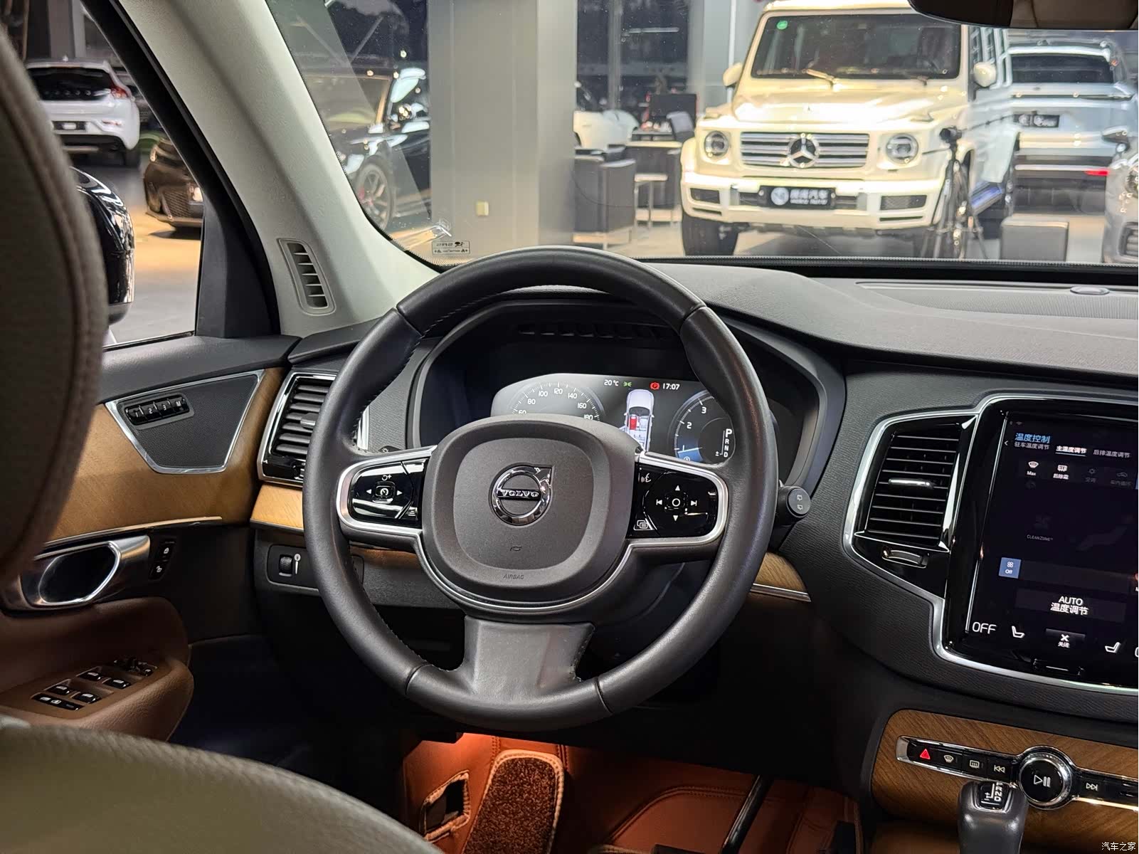 Volvo XC90, 2019 17