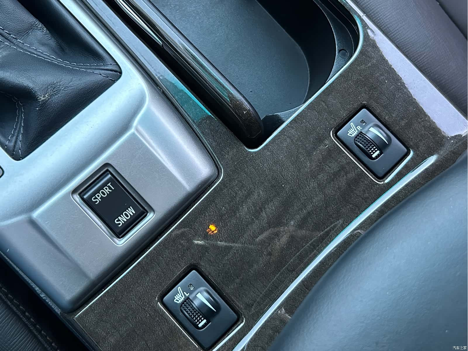 Toyota 2.5V, 2016 7