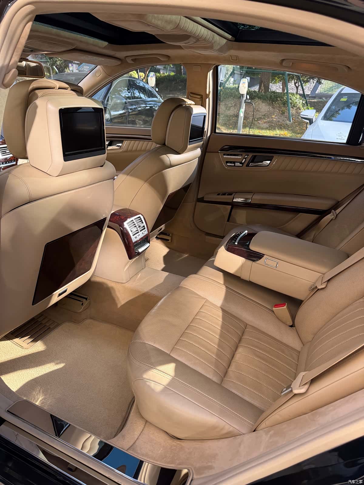 Mercedes-Benz S-Class, 2011 33