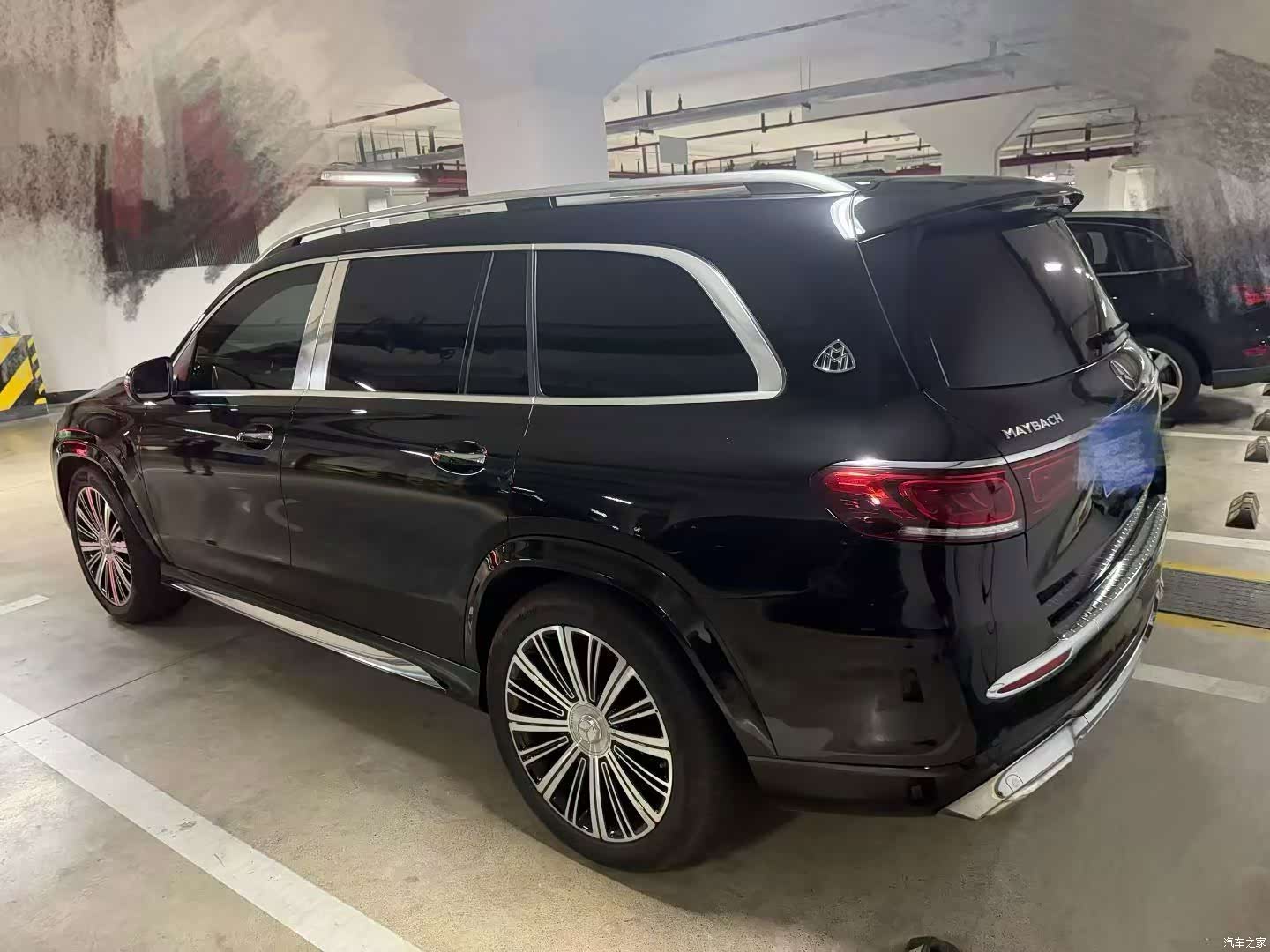 Maybach GLS, 2024 10