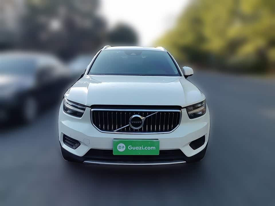 Volvo XC40