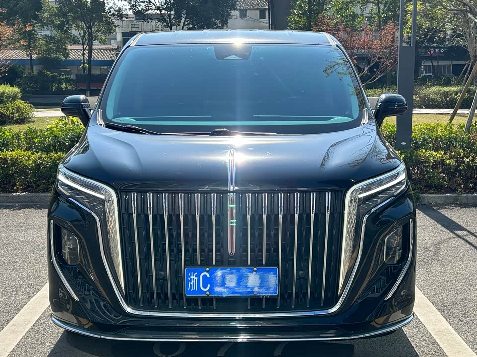 Hongqi HQ9