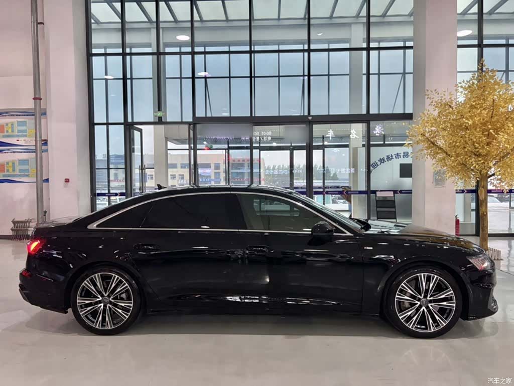 Audi A6L, 2020 12