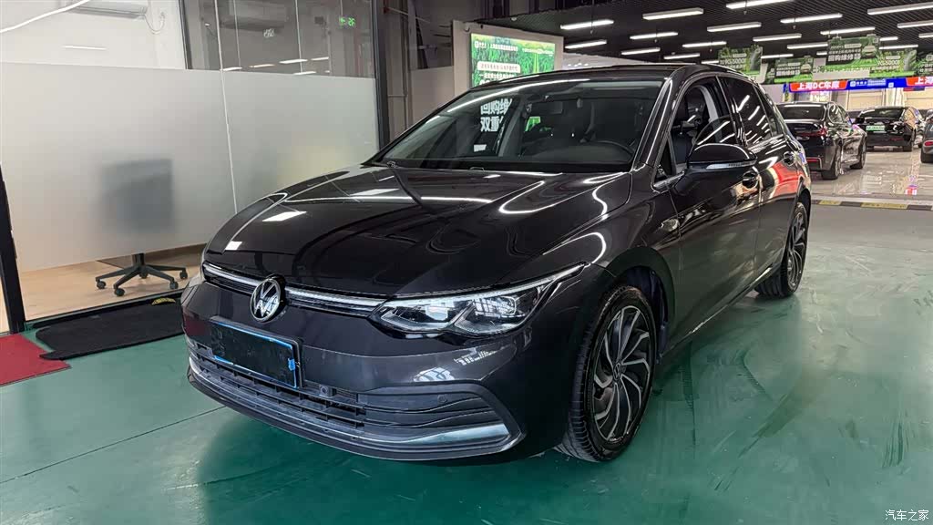 Volkswagen Golf, 2021 1