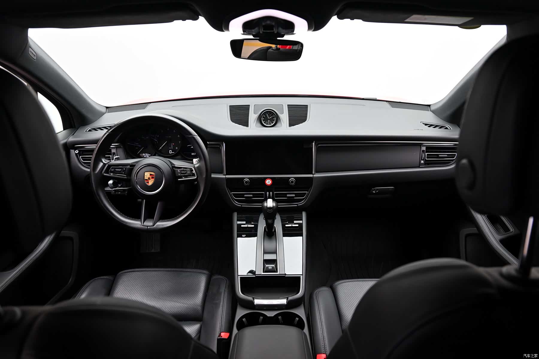 Porsche Macan, 2024 13