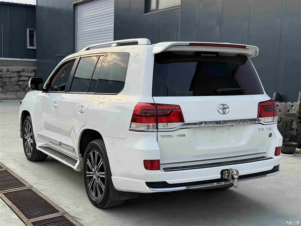 Toyota Land Cruiser, 2014 9