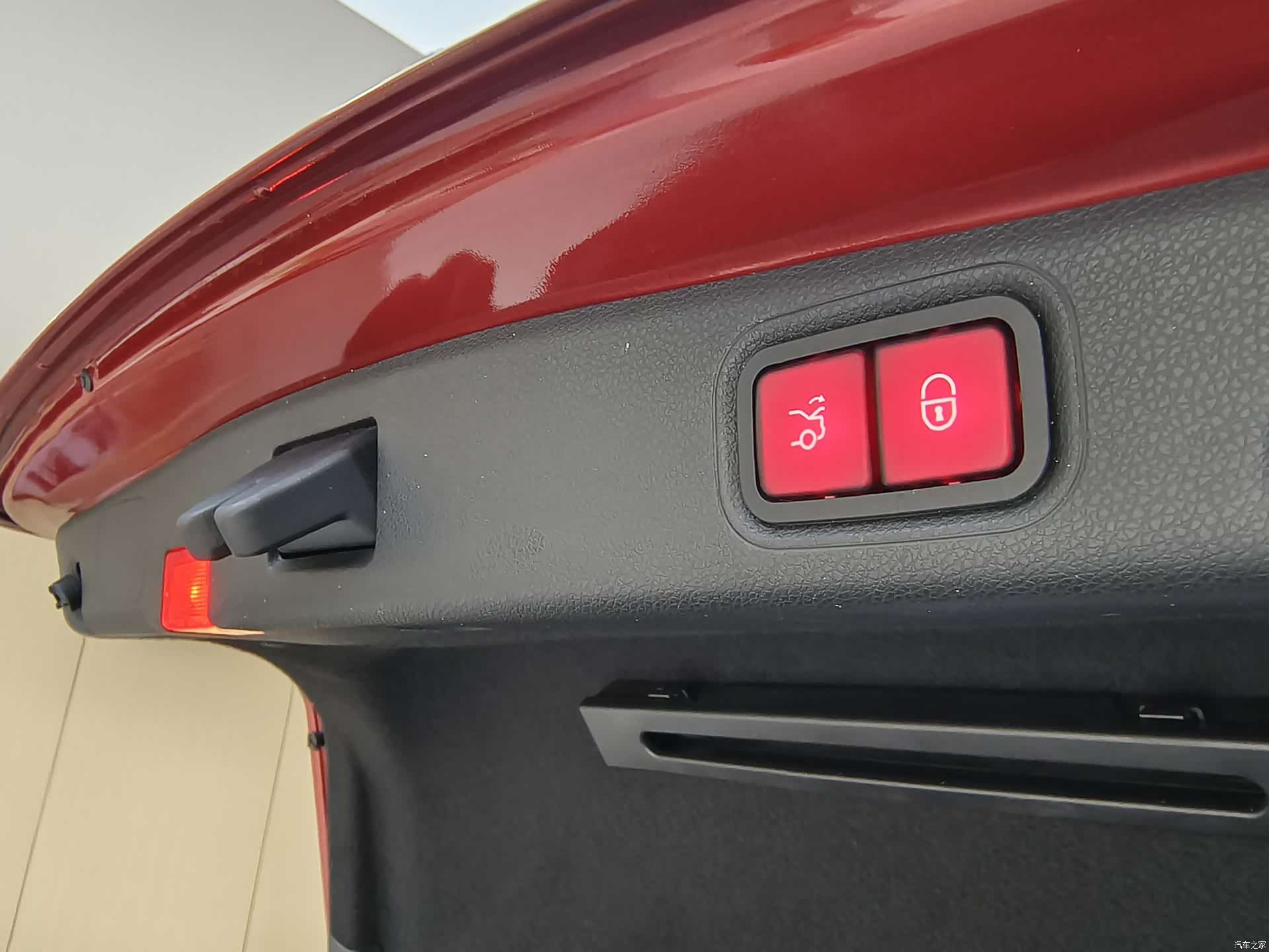 Mercedes-Benz E-Class, 2019 32