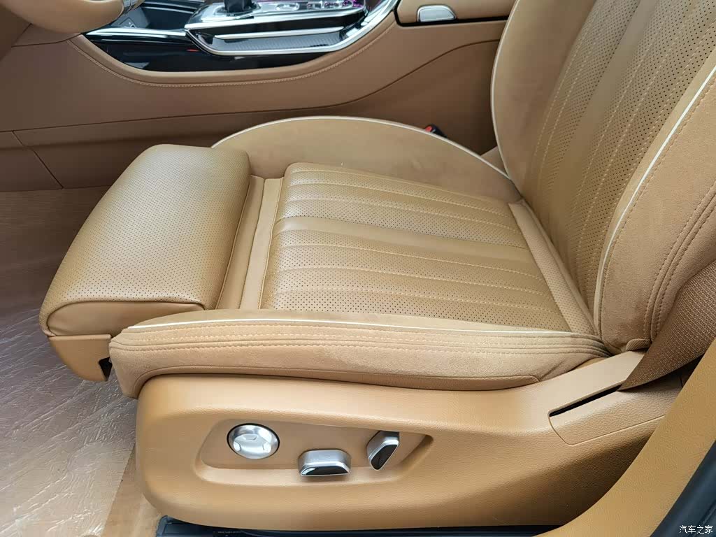 Hongqi H9, 2025 20