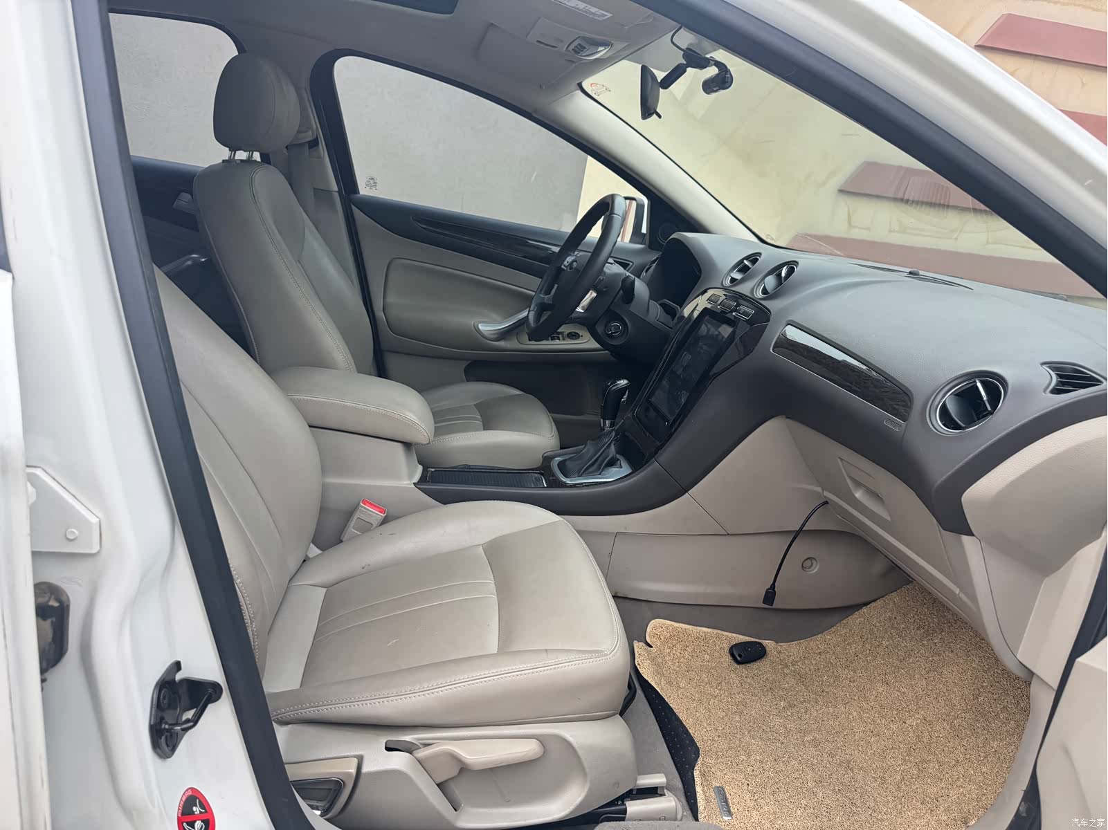 Ford Mondeo, 2013 19