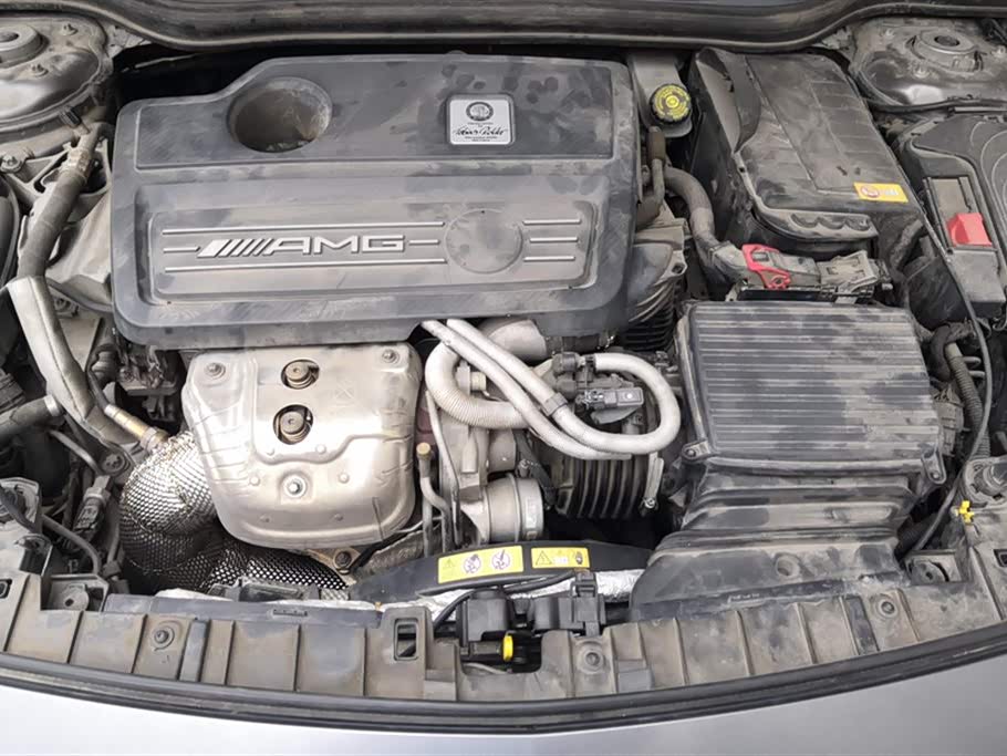 Mercedes-Benz GLA AMG Mercedes-Benz GLA AMG