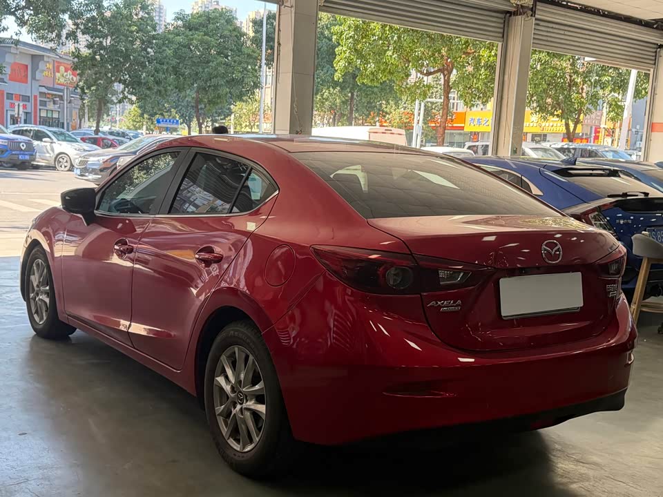 Mazda 3 Angkesaila