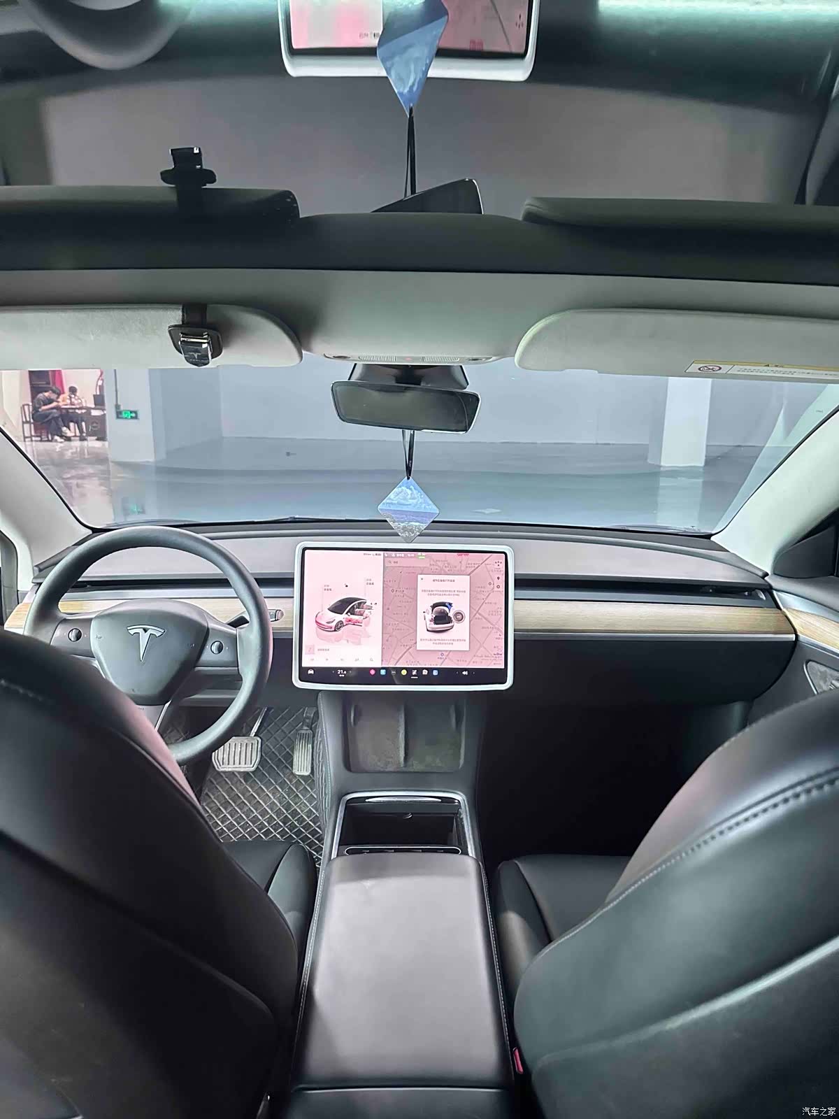 Tesla Model 3, 2022 9